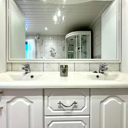 Just Like منزل للإقامة بورشغرون